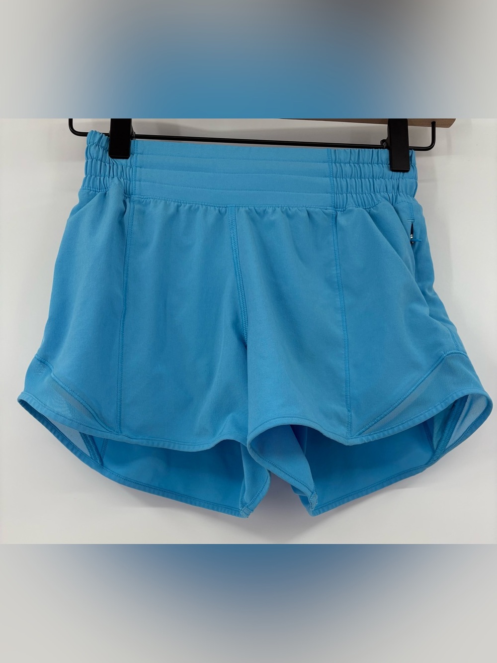 Lululemon Hotty Hot High-Rise 4” Lined Shorts Blue Size 0 - Picture 2 of 8